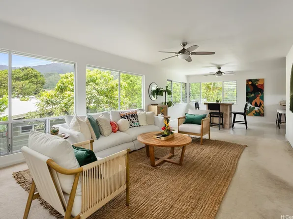 1031 Lunaai Pl, Kailua, HI 96734