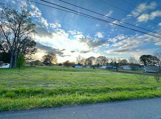 Puckett Rd SW, Hartselle, AL 35640
