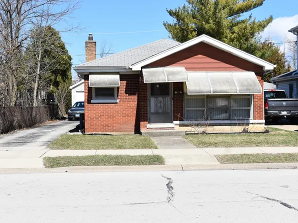 8740 45th St, Lyons, IL 60534