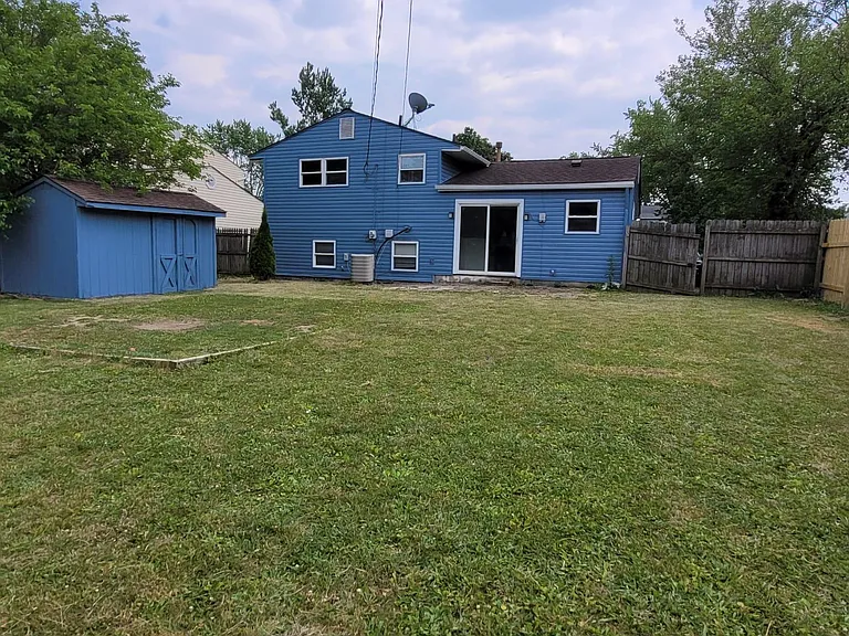4502 Paxton Dr S — Photo 2