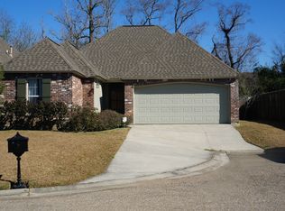 5831 Hidden Ridge Ln, Baton Rouge, LA 70816