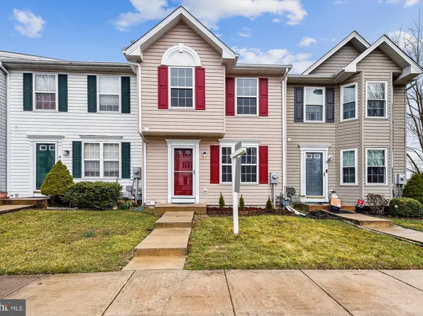 16 Crestford Ct, Baltimore, MD 21207