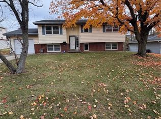 2124 Home Park Ave, Decatur, IL 62526