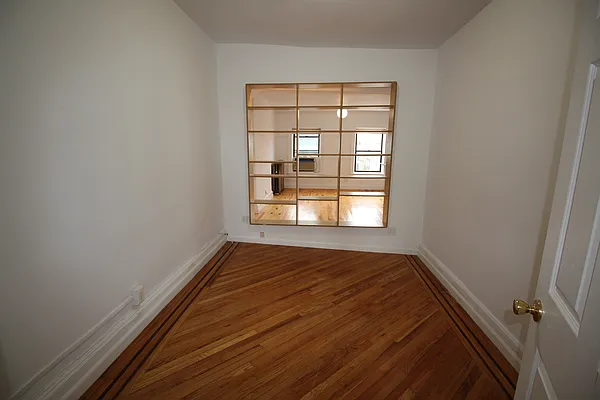 Rented by Brooklyn Real Inc | media 13