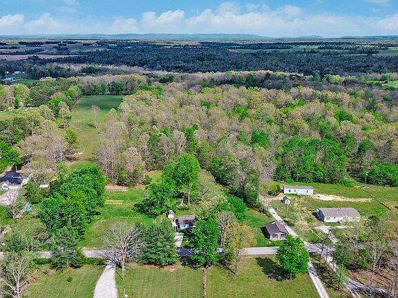 2nd image of 1243 Franklin Loop #5ACRES