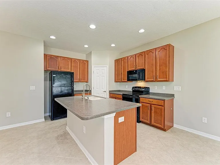 7807 110th Ave E #7807 — Photo 7