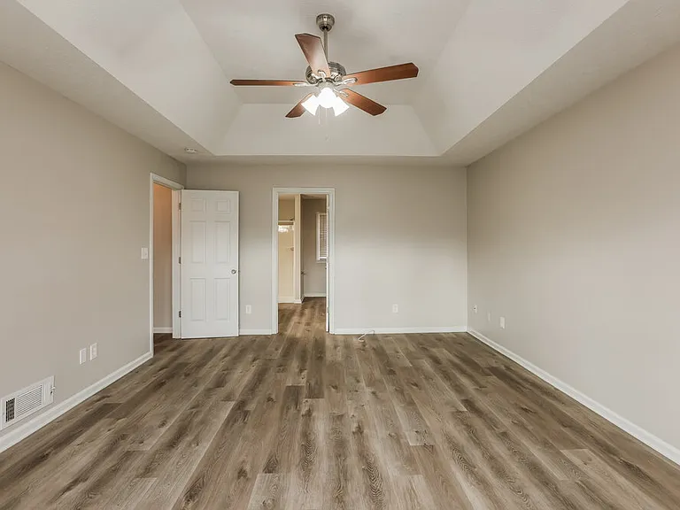 9704 Squirrel Wood Run — Photo 10