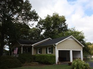 499 Mason Rd, Boiling Springs, SC 29316