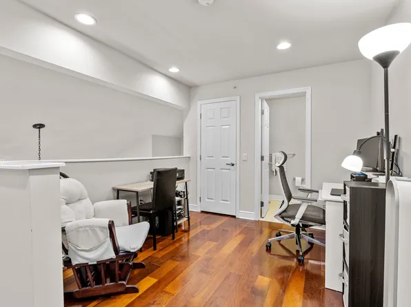 7400 River Road image 19 of 34