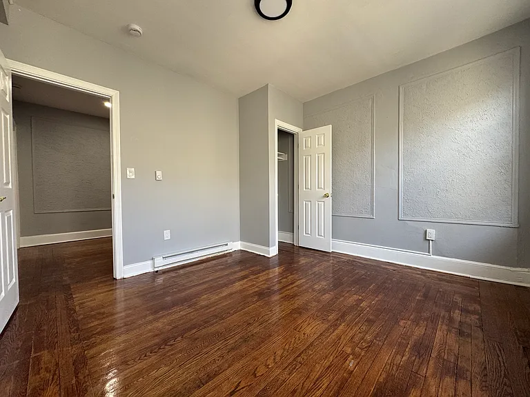 11 Gorham Ave #C302 — Photo 7