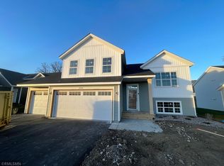 4724 199th St N, Forest Lake, MN 55025