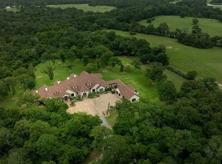 40693 Center Hill Rd, Hempstead, TX 77445