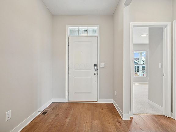 3rd image of 308 Reign Way