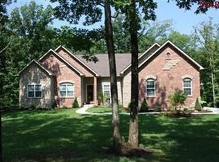 28457 Sunnyside Rd, Warrenton, MO 63383