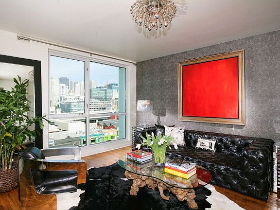 2nd image of 555 4th St Unit 919
