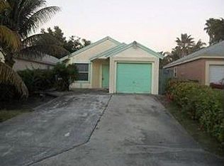 957 SW 7th Pl, Florida City, FL 33034