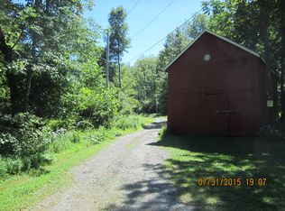 6920 Old Grange Rd, Slatington, PA 18080