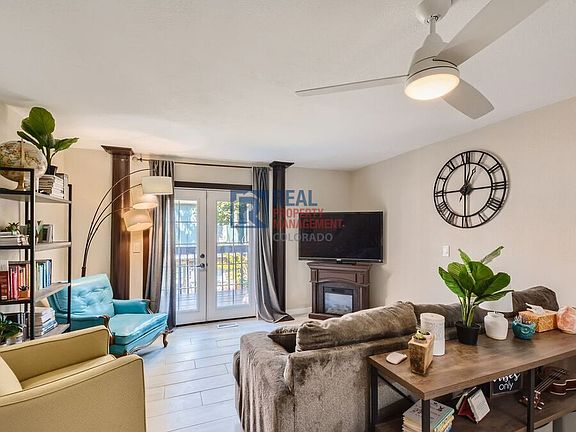 4th image of 2785 E Nichols Cir