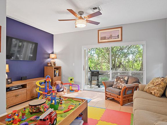 4th image of 5101 Palmbrooke Cir