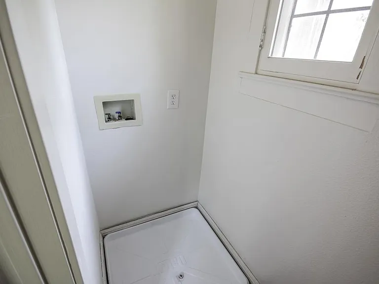 1600 Garfield Ave — Photo 11