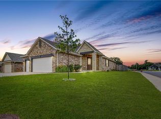 440 Fallview Ct, Edmond, OK 73034