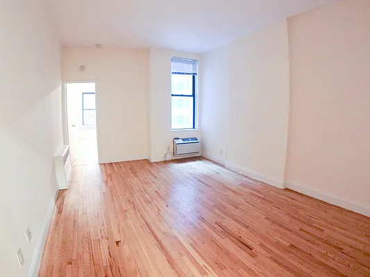 Rented by Urban Real Estate Inc | media 9