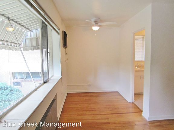 2nd image of 680 N Pearl St APT 3