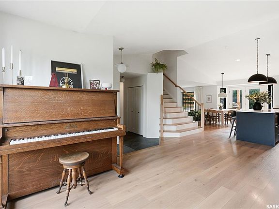 4th image of 110 McFarland PLACE