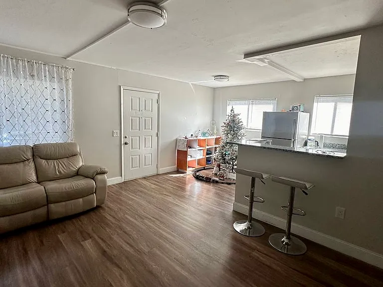 2054 Oak Park Way #120 — Photo 8