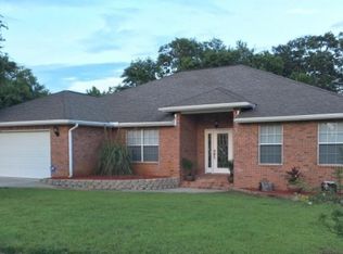 316 Friar Tuck Rd, Mary Esther, FL 32569