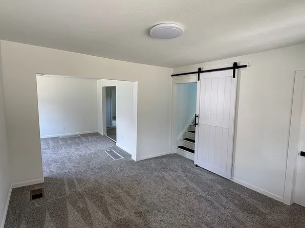 419 W Ripley St, West Branch, MI 48661
