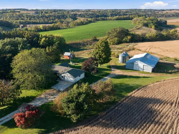12321 335th St, Goodhue, MN 55027