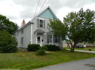 13 Crescent St, Norway, ME 04268