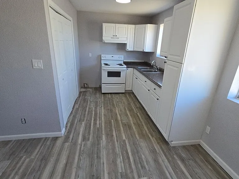 3299 Lombardy Ln #A — Photo 4