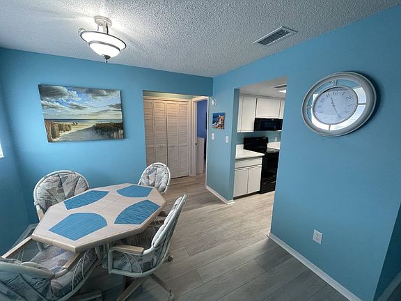 3rd image of 600 Beach Park Ln #V253