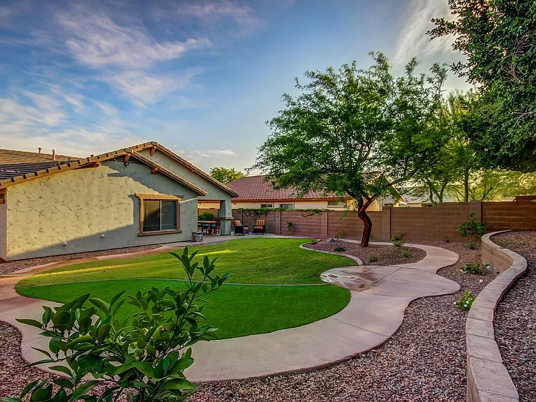 12754 W Desert Mirage Dr — Photo 26