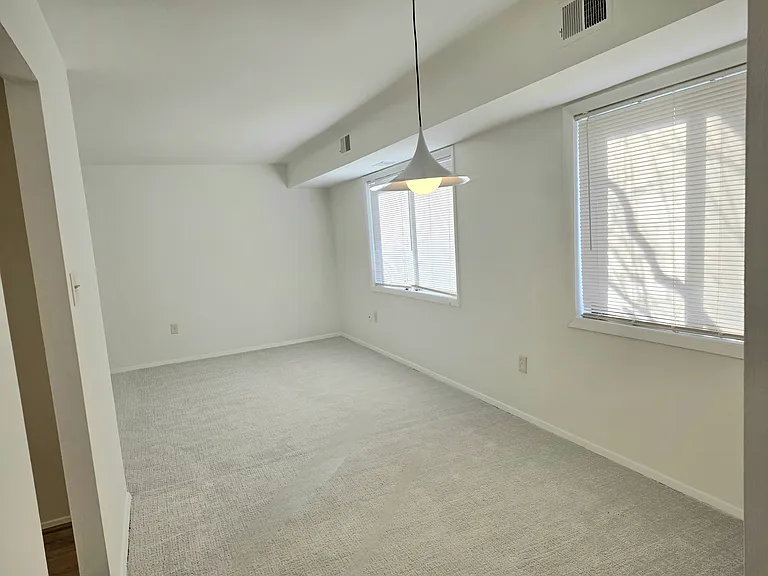 3102 Commonwealth Ave #104 — Photo 5