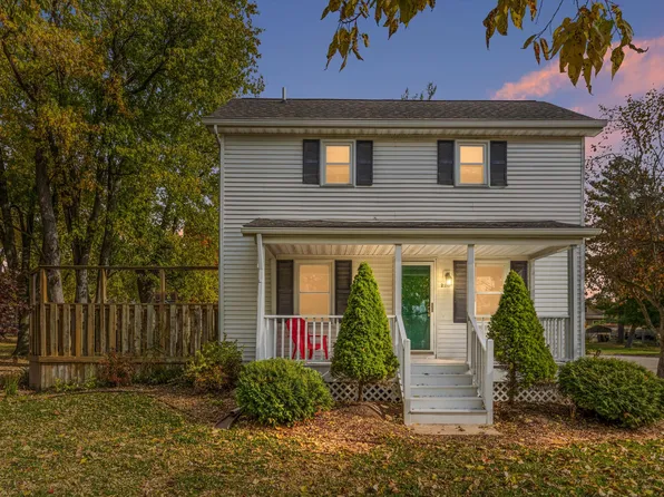 223 Riverside Dr, Manchester, MI 48158
