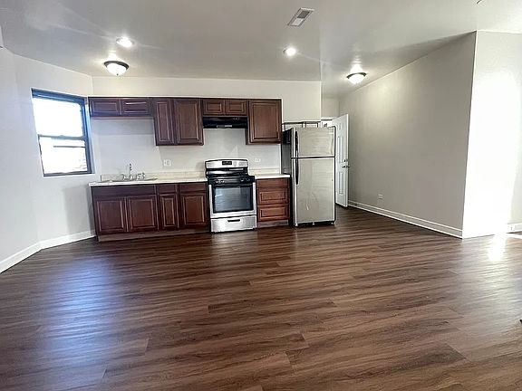 2nd image of 1141 S Western Ave #3F