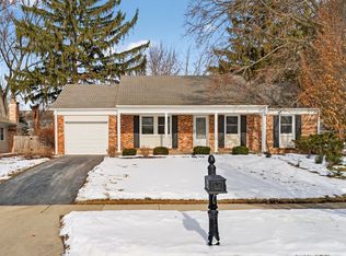 1161 Parker Ln, Buffalo Grove, IL 60089