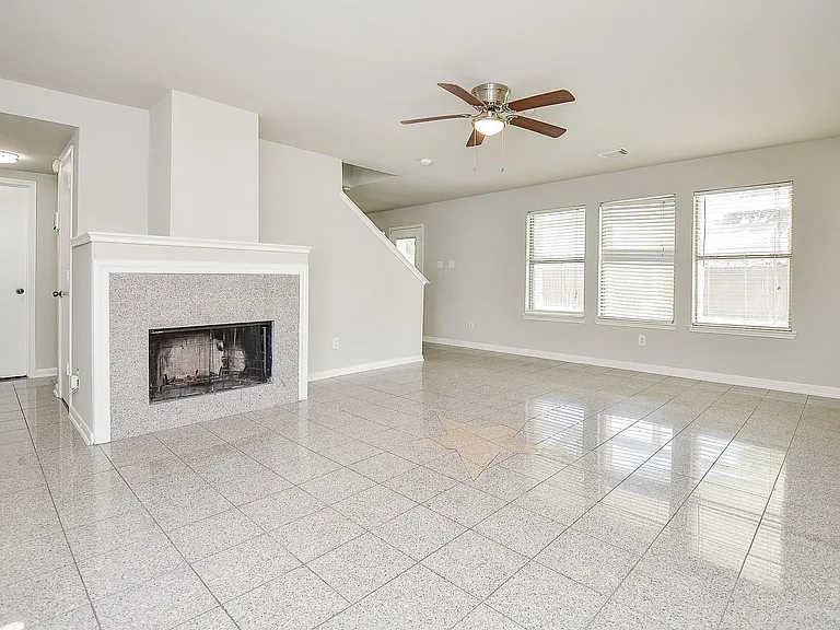 13410 Cricklewood Creek Ln — Photo 7