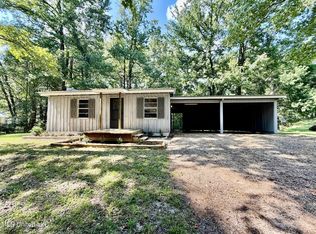 303 E Dewey Camp Dr, Florence, MS 39073