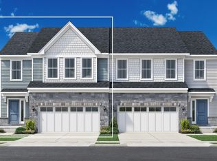 5372 Trail Vista Dr #29, West Bloomfield, MI 48323