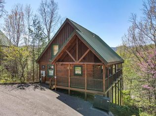 4612 Nottingham Heights Way, Pigeon Forge, TN 37863