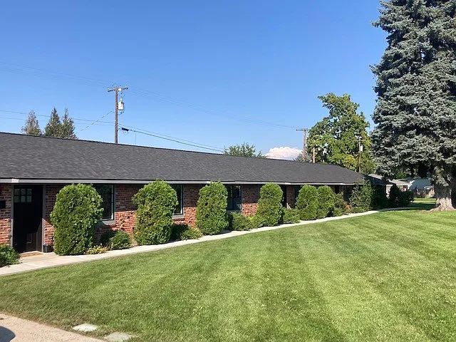2117 S Kimball Ave — Photo 2