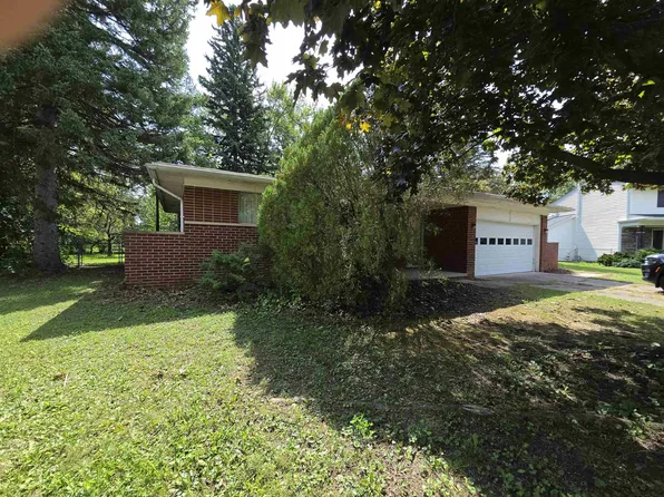 4459 Wickfield Cir, Flint, MI 48507
