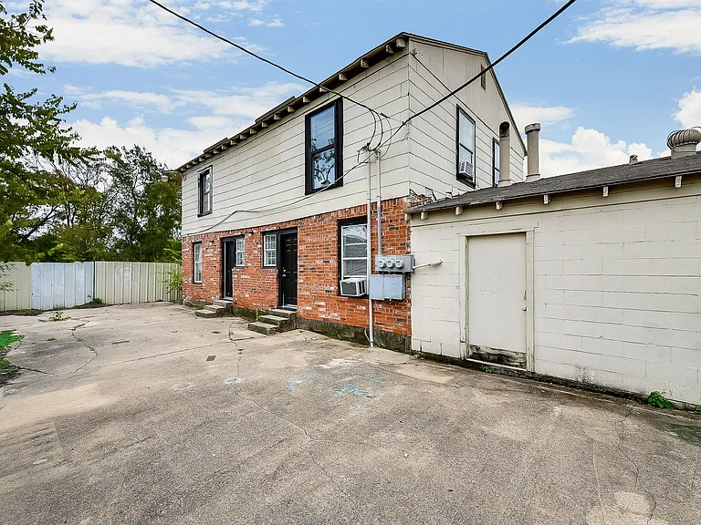 4515 E Side Ave — Photo 15
