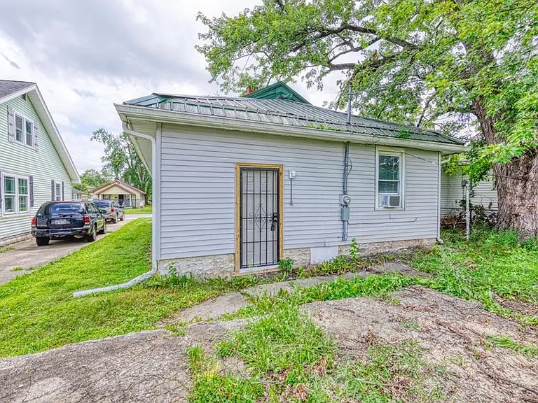 1308 E Taylor St — Photo 5