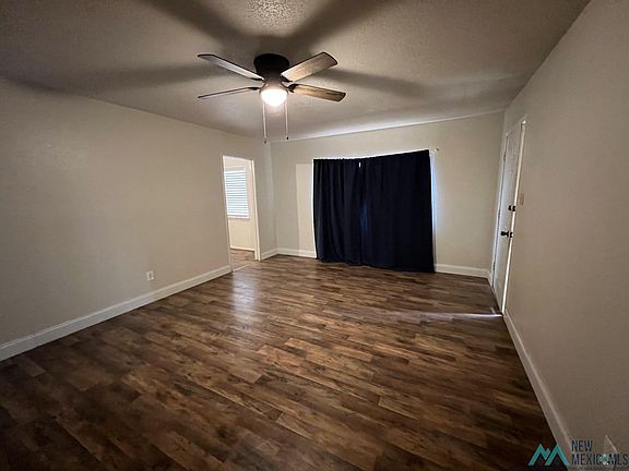 4th image of 913 W 10th St