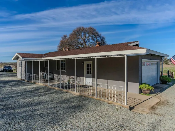 9529 Almond Dr, Valley Springs, CA 95252